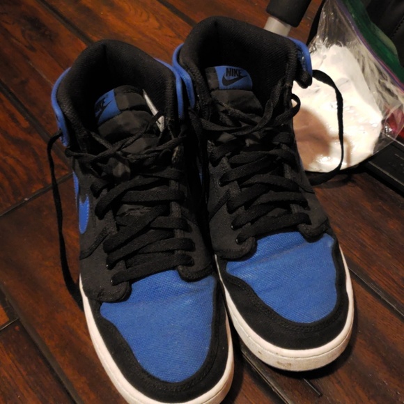 varsity blue 1s